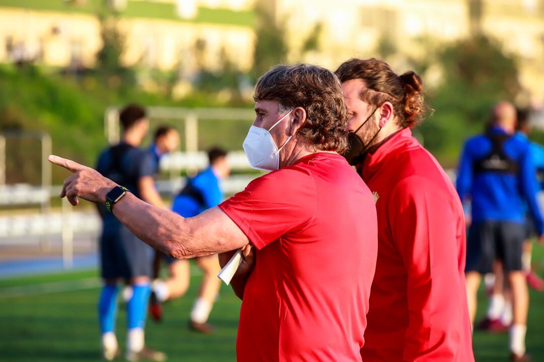 Esteban Vigo junto a Juan Pedro Ramos 