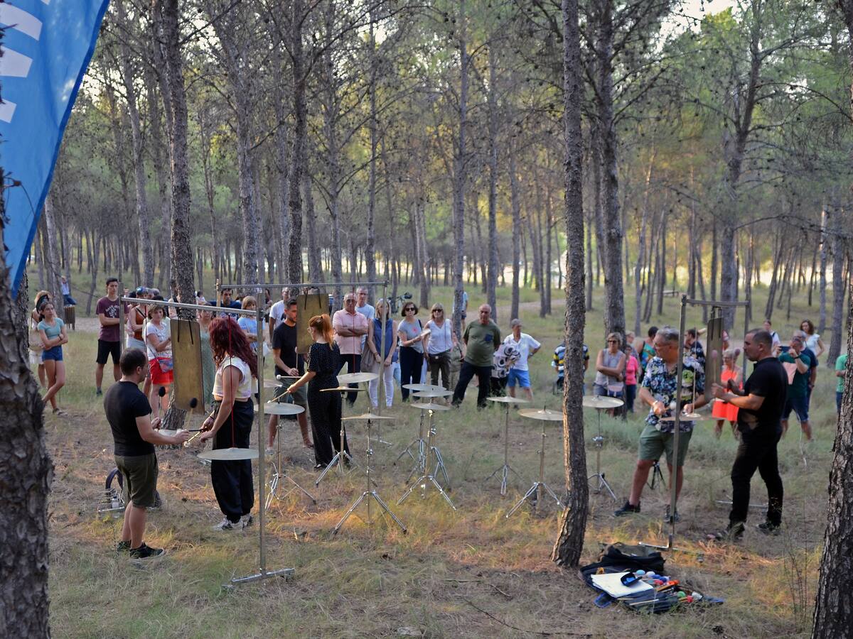 Neopercusión convierte Ballobar en “el bosque animado” del SoNna Huesca
