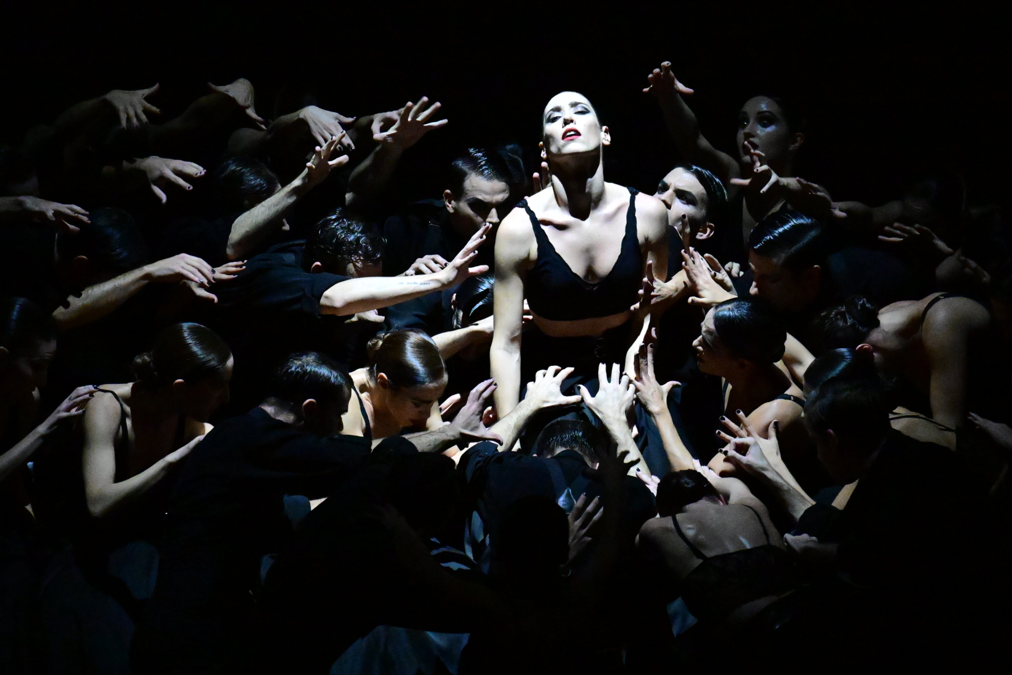 'Afanador', de Marcos Morau/La Veronal con el Ballet Nacional de España