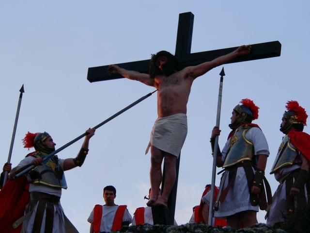 Vía Crucis de Araúzo