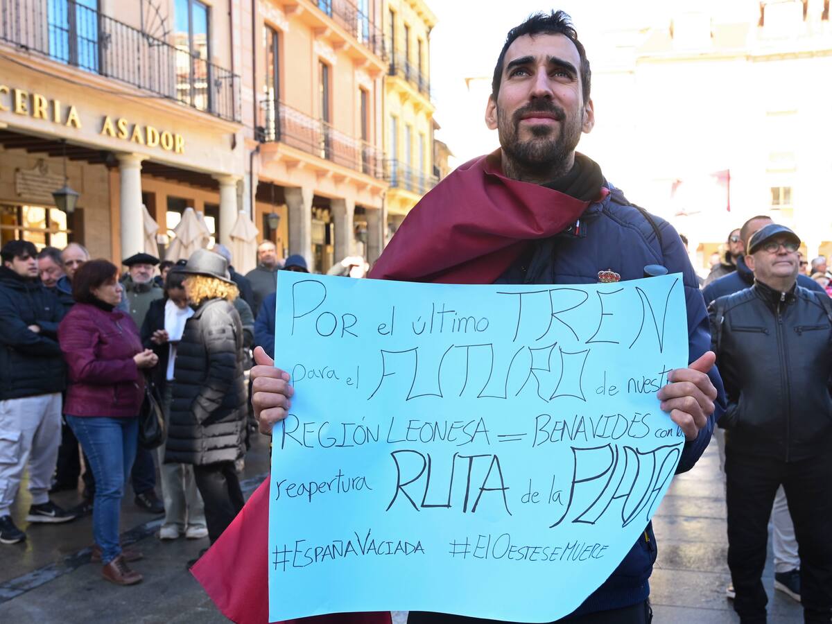 Diez empresas compiten por hacerse con el estudio de viabilidad de la Ruta de la Plata