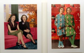 En la imagen dos fotografías de la serie <i>Renovando el album familiar</i>. De la galería iraní Silk Road