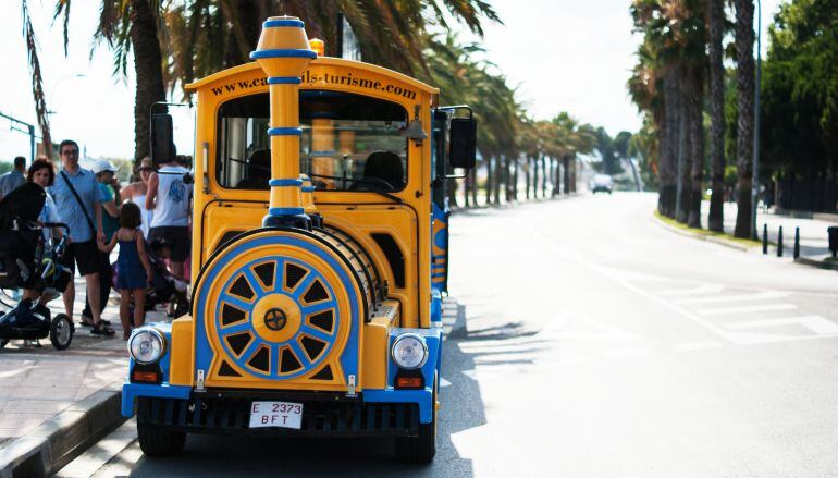 Imatge d'arxiu del trenet turístic de Cambrils