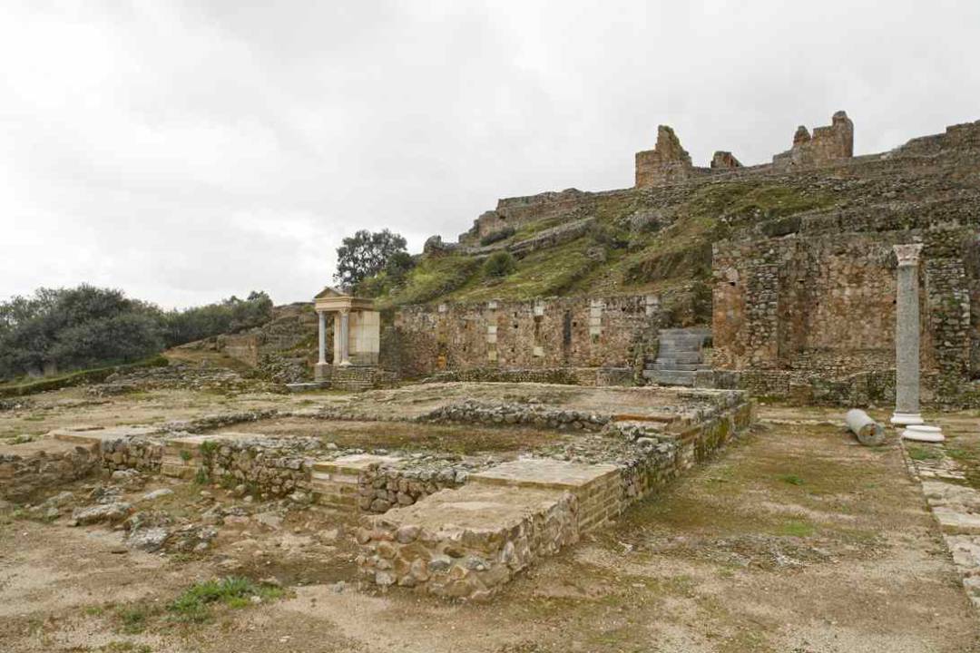 Restos de la ciudad romana de Munigua en la provincia de Sevilla