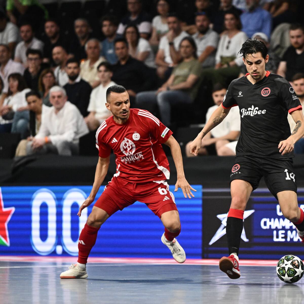 El 'otro fútbol sala' de Kairat despierta a Jimbee del sueño europeo