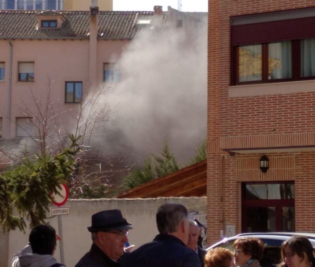 Humo provocado por el incendio en San Millán