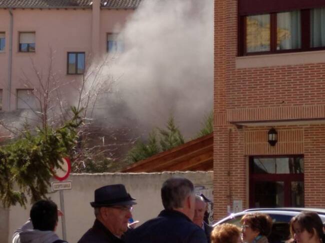 Humo provocado por el incendio en San Millán