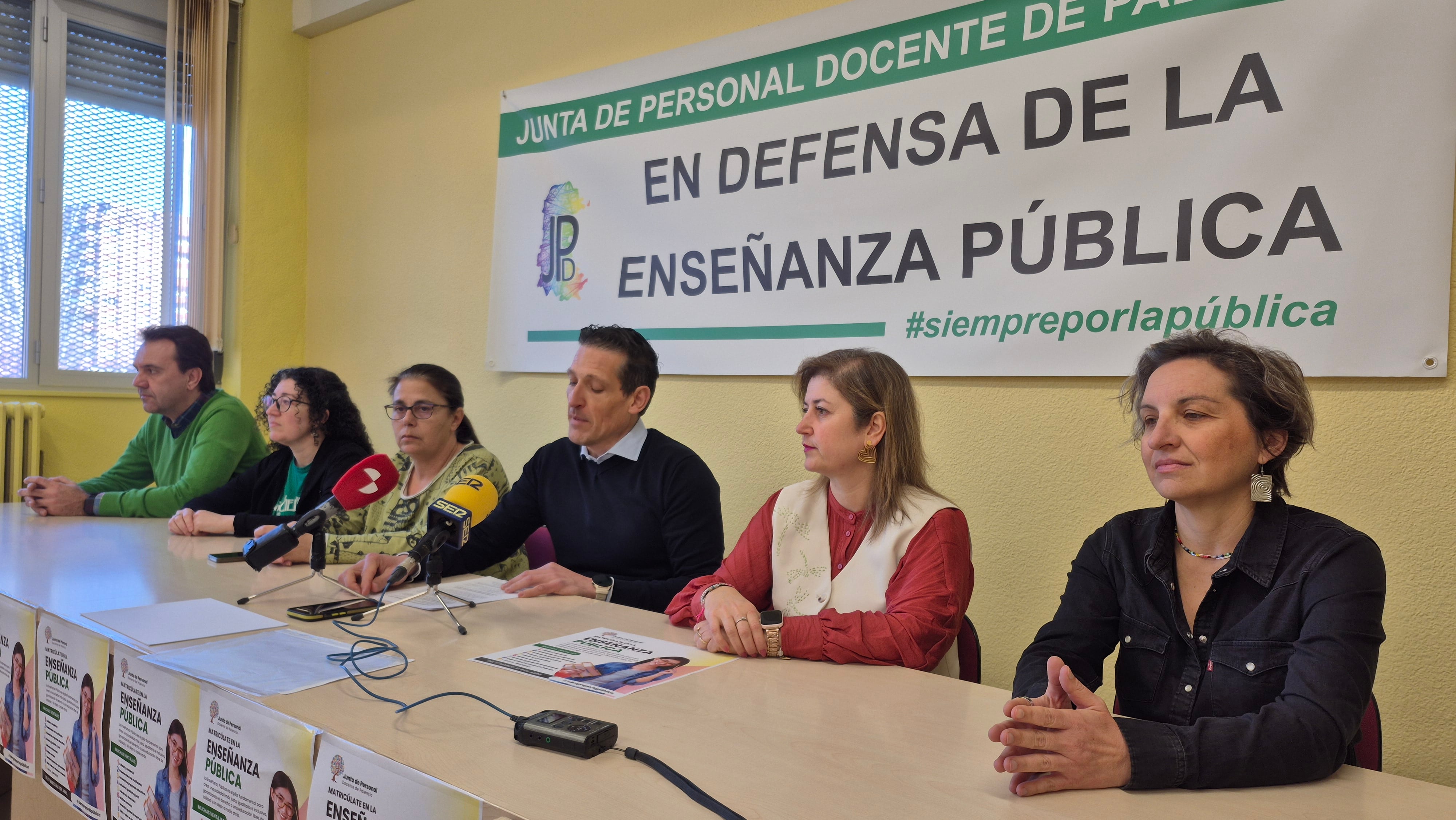 La Junta de Personal Docente de Palencia ha presentado su nueva campaña de apoyo a la escolarización en la enseñanza pública