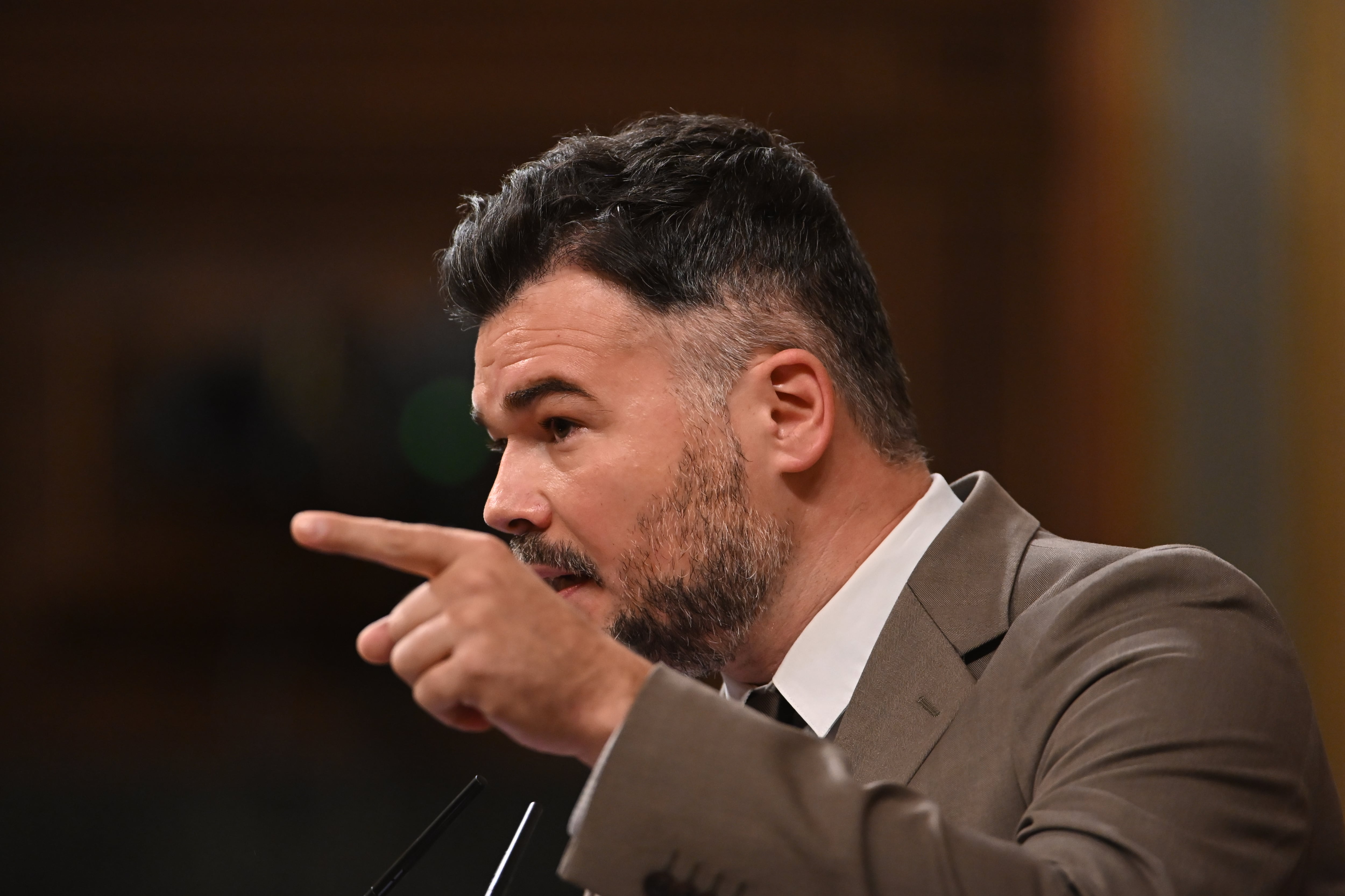 El portavoz de ERC, Gabriel Rufián, durante su intervención este jueves en el Congreso.