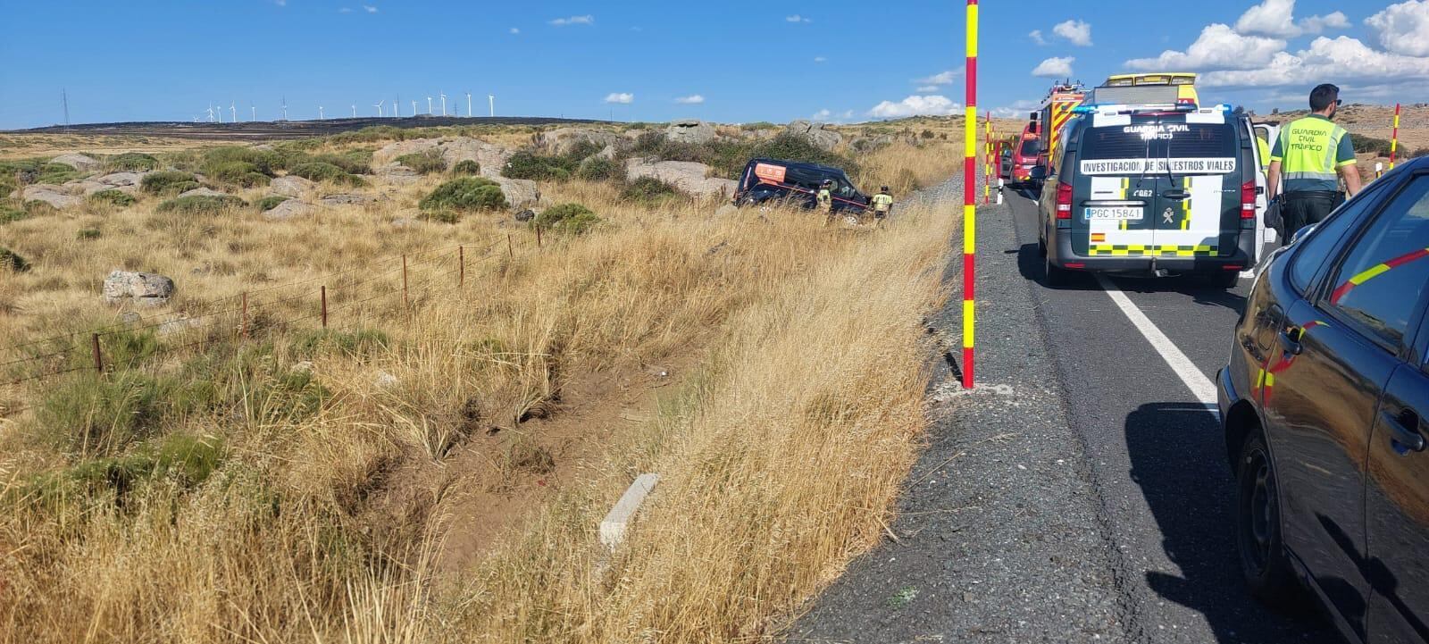 Accidente en el Alto de Valdelavía (Ávila)./Emergencias Ávila