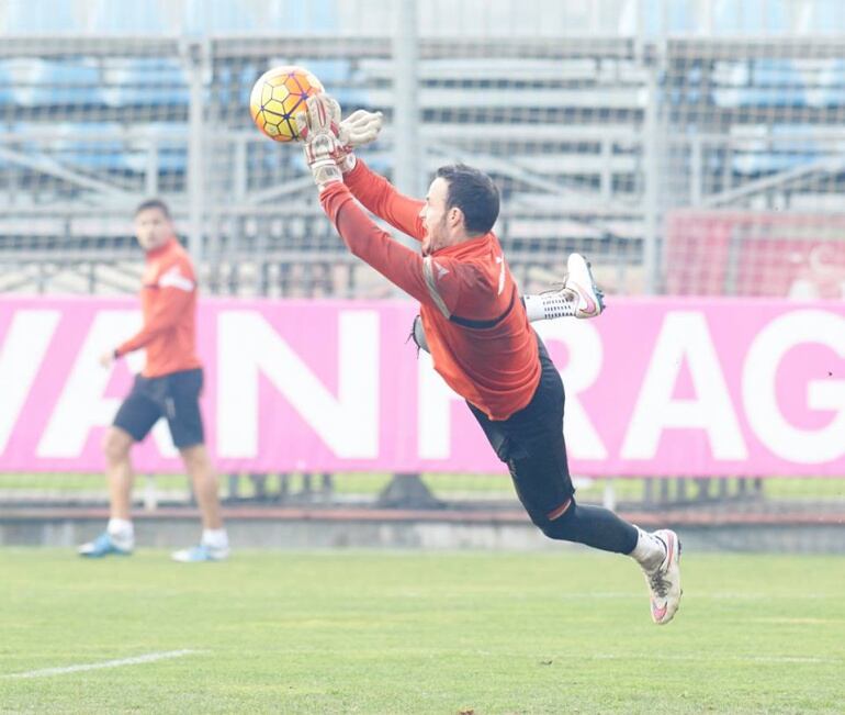 Manu Herrera, durante un entrenamiento en la Ciudad Deportiva