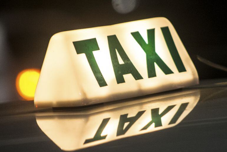 Los taxistas palentinos proponen una modesta subida de tarifas para 2016.