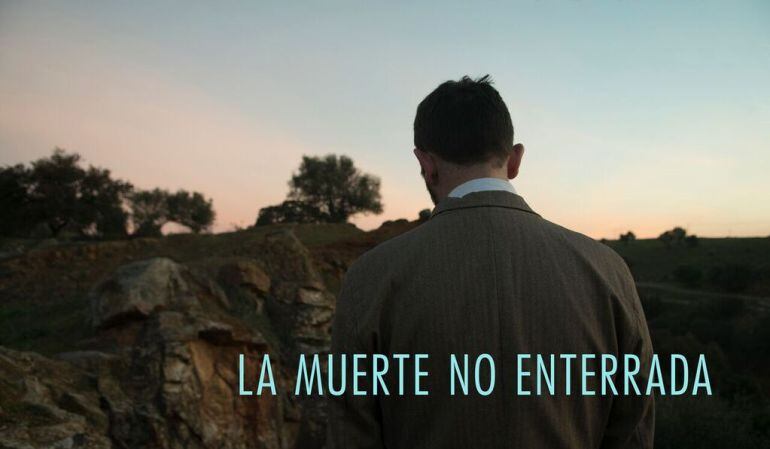 Fotograma de la videoinstalación &quot;La muerte no enterrada&quot;