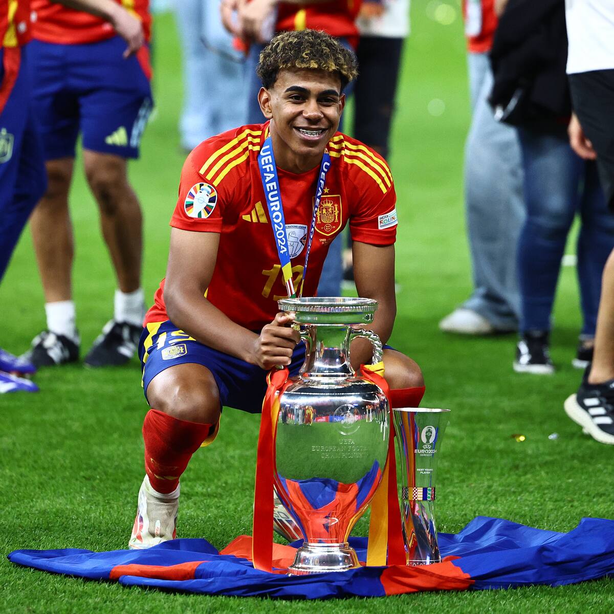 Lamine Yamal logra un doblete que no había conseguido ningún jugador en la historia del fútbol (y que la mayoría ya no puede)