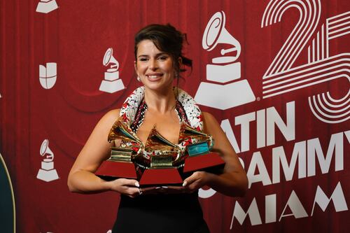 Los Latin Grammy celebran su cuarto de siglo en una gala sin grandes premiados y con mucha diversity: consulta la lista de ganadores