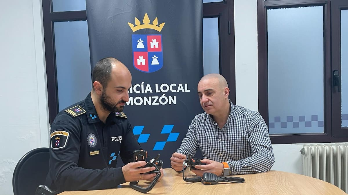 La Policía Local de Monzón es la primera de Aragón en incorporarse a la red de comunicaciones digitales de emergencia
