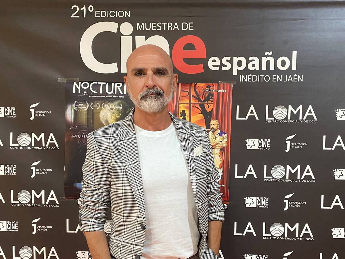 El Colegio Padre Manjón de Elda honra al actor y ex alumno Antonio Nieves con su premio anual de honor