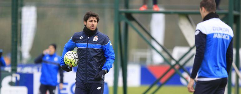 Víctor Sánchez durante un entrenamiento
