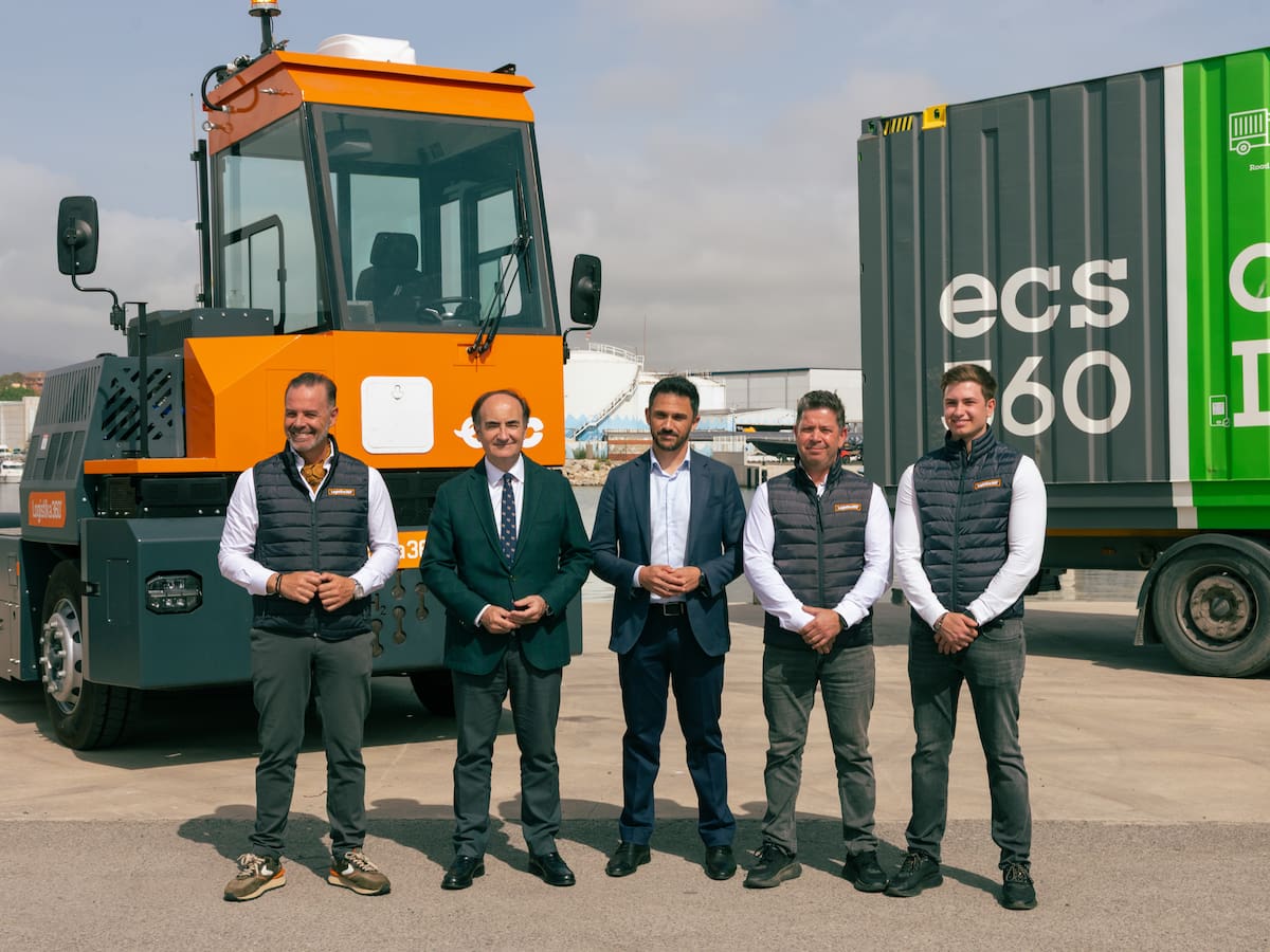 El Puerto de Algeciras incorpora el hidrógeno verde a su operativa con el innovador H2 Tractor