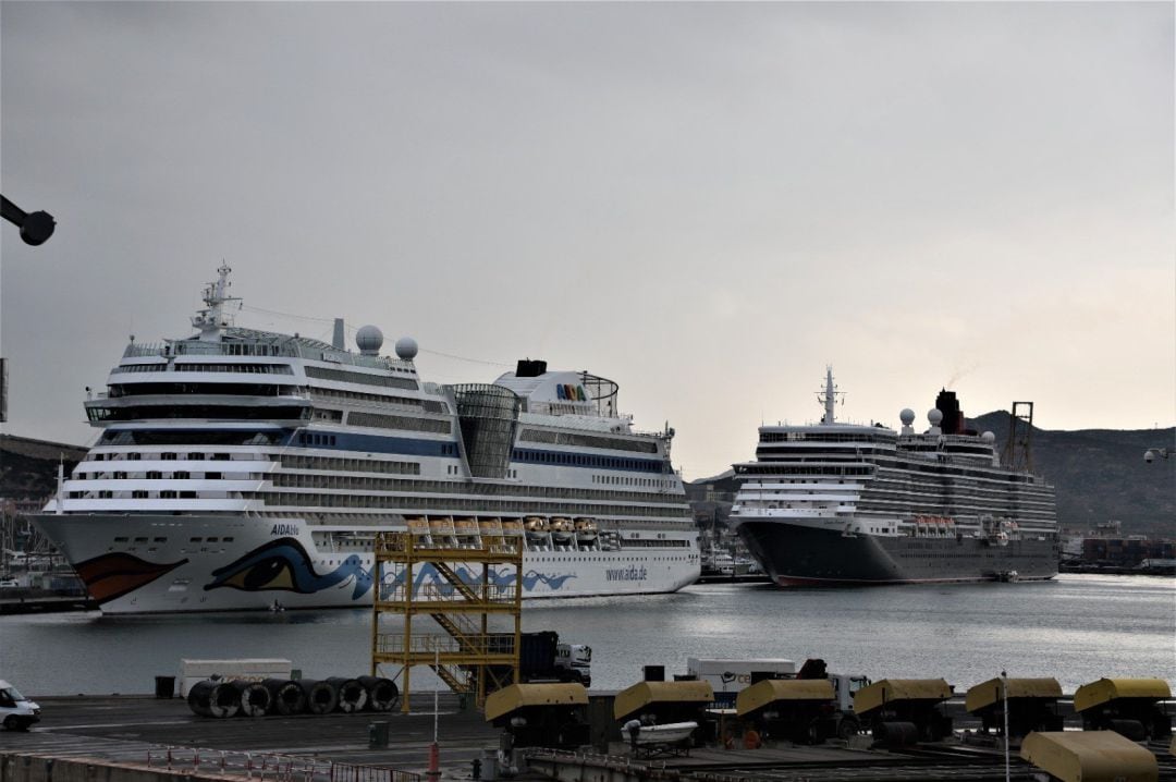 Cruceros en el Puerto