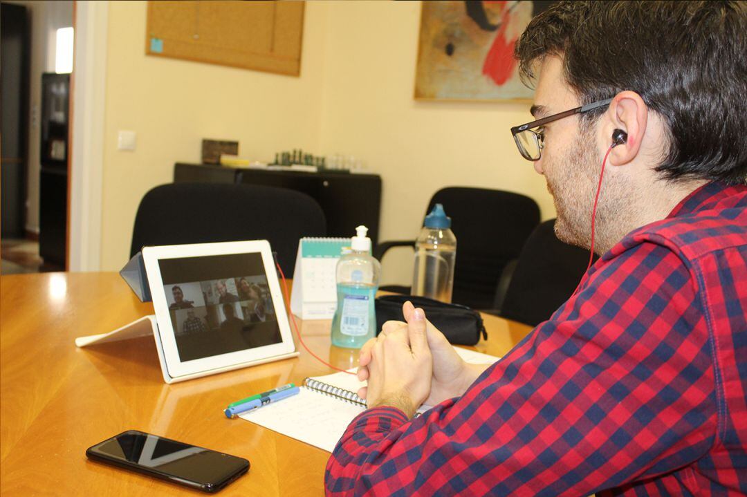 Fran Martínez, alcalde de Novelda en la Junta de Portavoces telemática