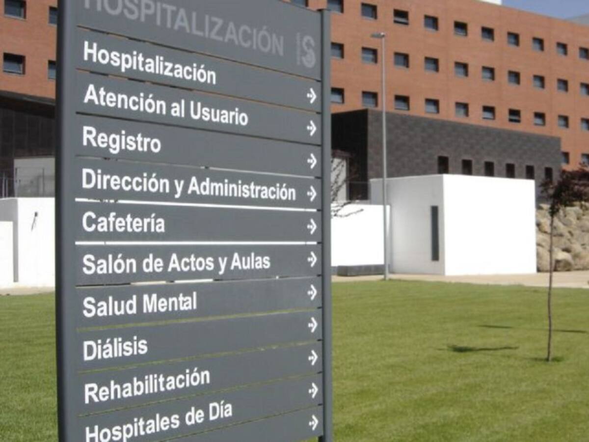 El Ayuntamiento investiga la propiedad del inmueble incendiado, con varios okupas dentro