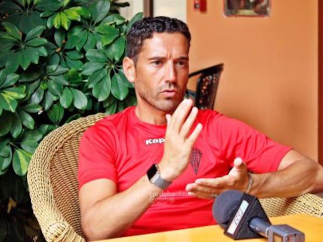 Javier Bejarano, médico deportivo