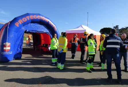 Equipos participantes en el simulacro