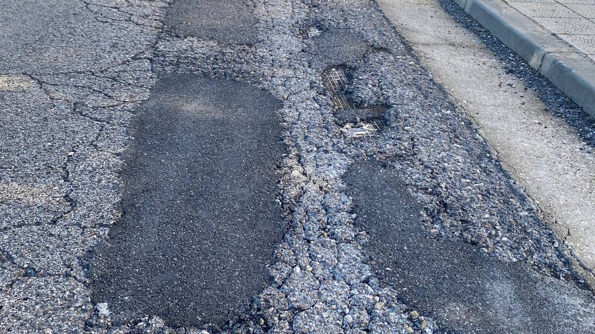 Los vecinos de Guadalajara piden el arreglo de la calle Francisco Aritio