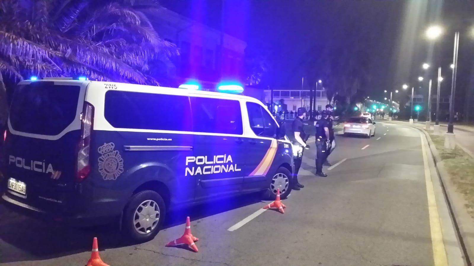 Dispositivo especial de Halloween de la Policía Nacional en València.