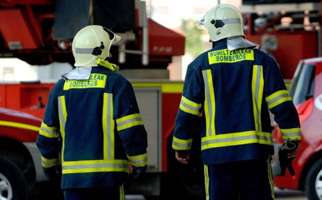 Bomberos en una imagen de archivo