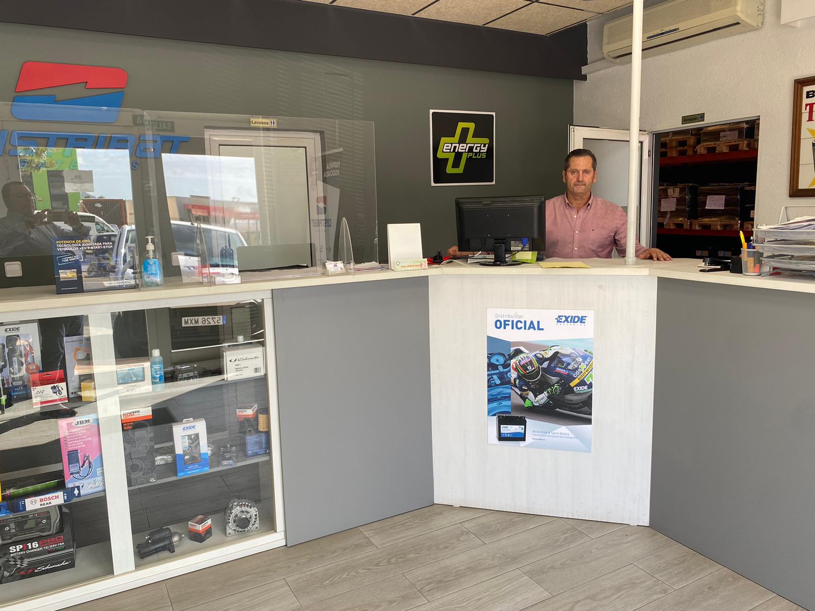 Juan Moreno Boluda en la sede de Distribat