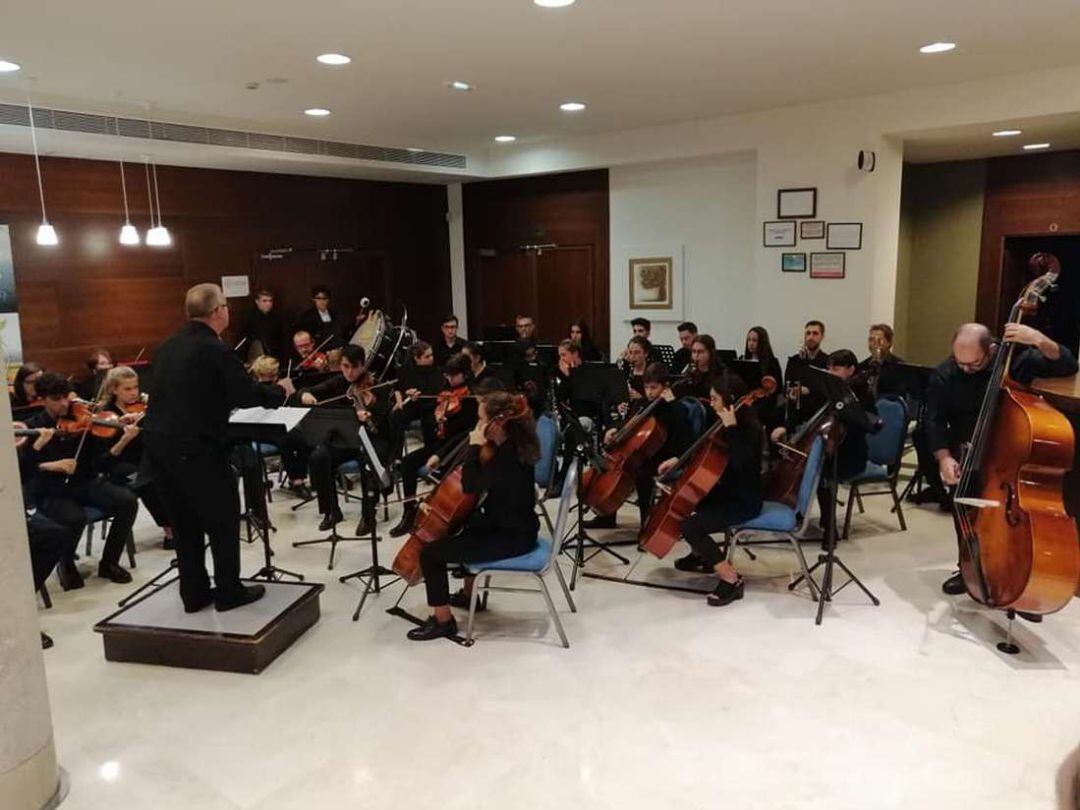 Actuación en los Premios Hermes a la Música. 