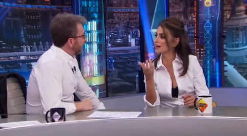 Penélope Cruz con Pablo Motos en &#039;El Hormiguero&#039;