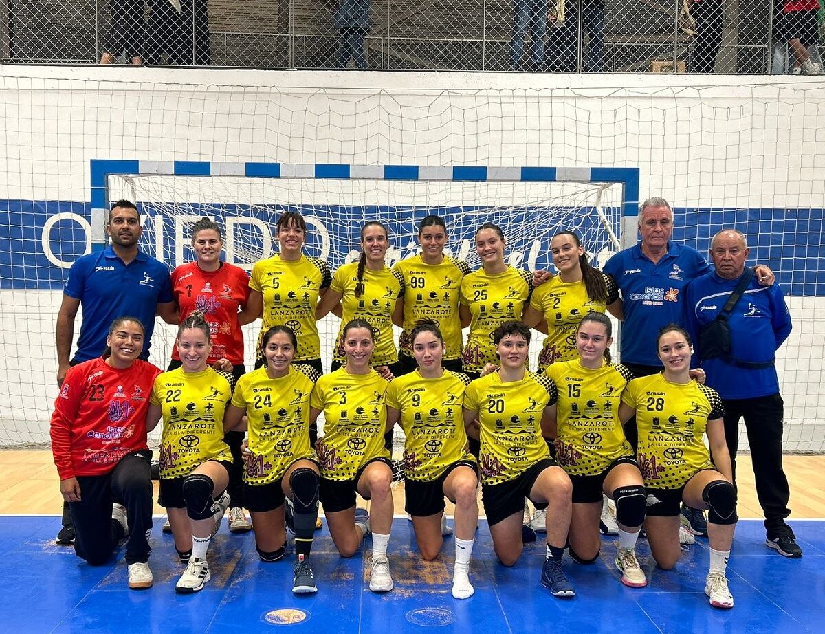 El Lanzarote Puerto del Carmen en Oviedo.