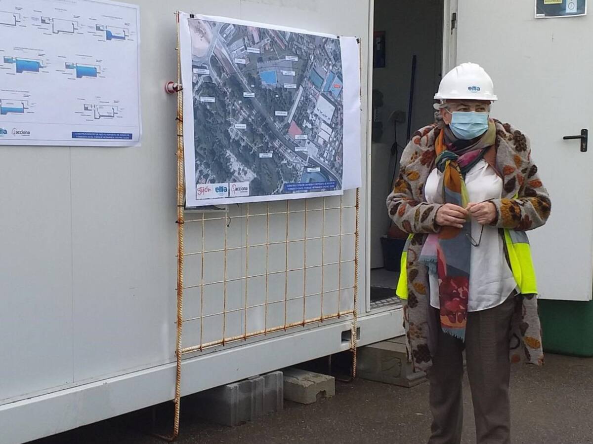 La alcaldesa apoya "sanciones ejemplarizantes" para los responsables del brote de COVID vinculado al Sporting