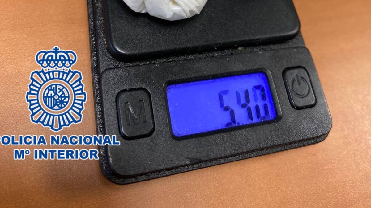 Detenidas tres personas en una operación policial contra la droga en Linares