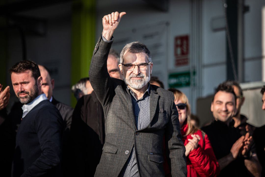 El presidente de Òmnium Cultural, Jordi Cuixart, llega a la empresa Aranow, de la que es presidente y fundador, procedente de la prisión barcelonesa de Lledoners. En Barcelona (Catalunya, España), a 13 de febrero de 2020.