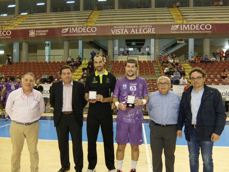 Reconocimiento a los cordobeses del BM Guadalajara César Montes y José Manuel Ramos Padilla