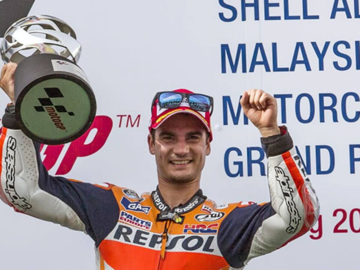 Pedrosa se beneficia del enésimo pique entre Márquez y Lorenzo