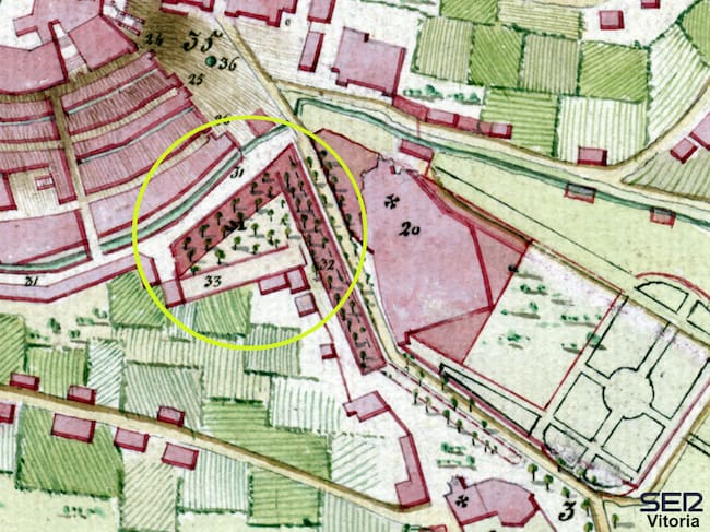 El Espolón y el Juego de Palma (33 en el plano)