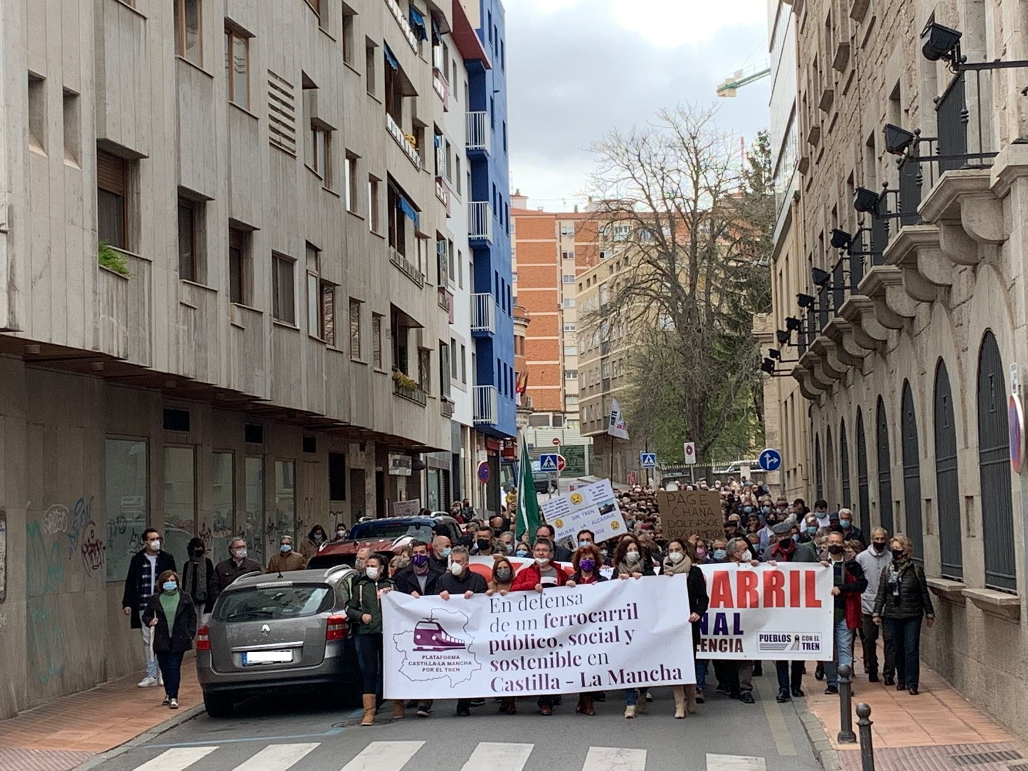 La manifestación atravesó el Parque de San Julián en lugar del recorrido habitual por Carretería