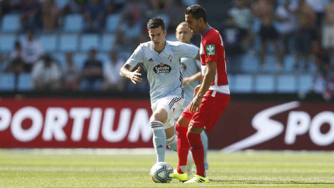 Santi Mina sufrió una entrada similar a las de las expulsiones del Celta que no fue revisada