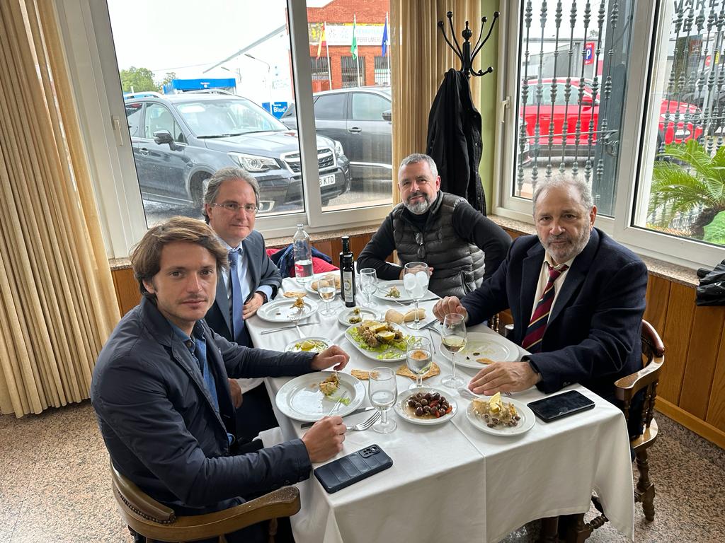 De izquierda a derecha, Lama de Góngora, José Enrique Moreno, Paco García y Antonio García Barbeito