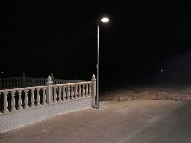 Farolas inteligentes instaladas en la Zona Oeste de Cartagena.