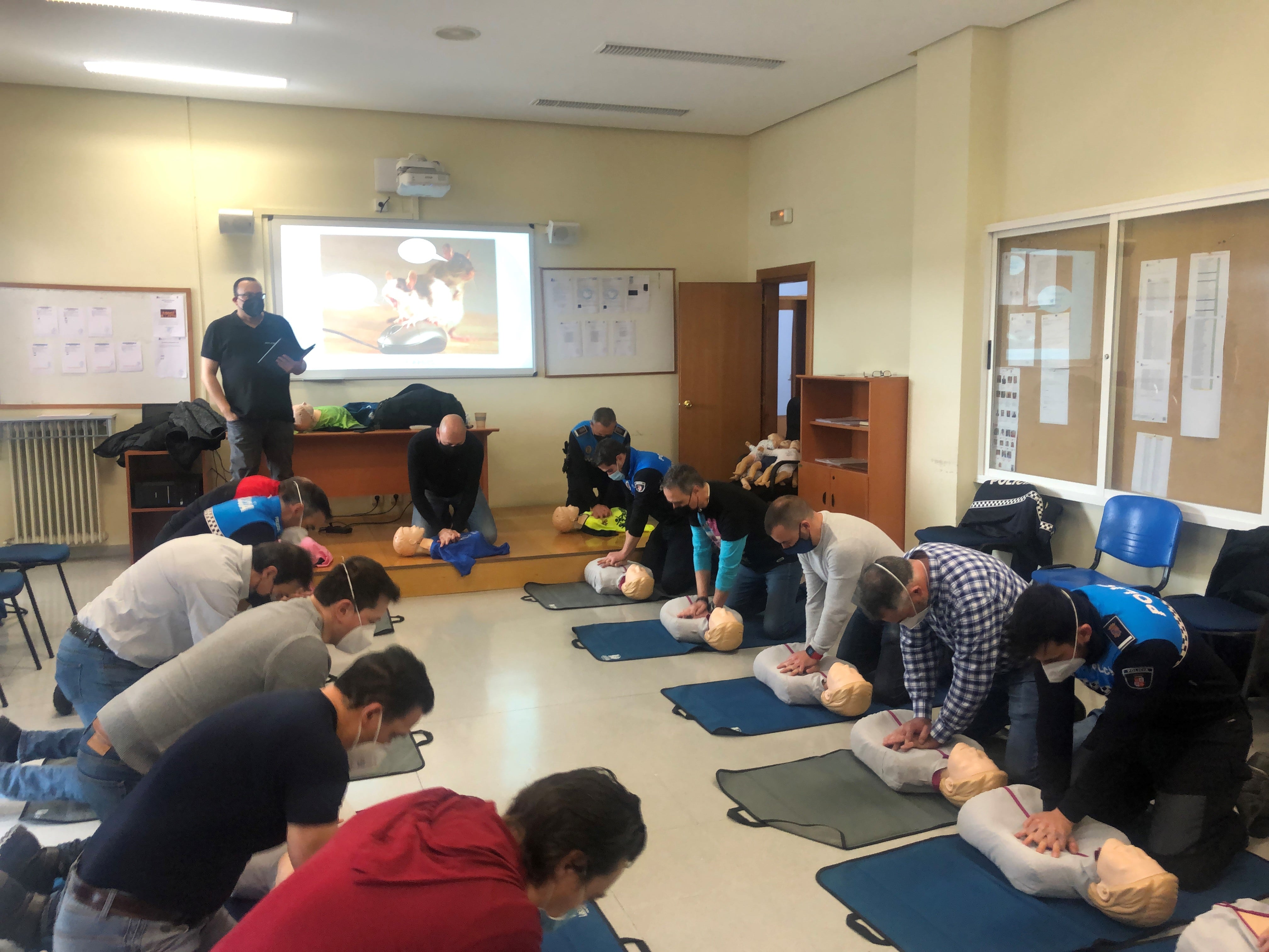 Imagen de uno de los cursos de Policía Local