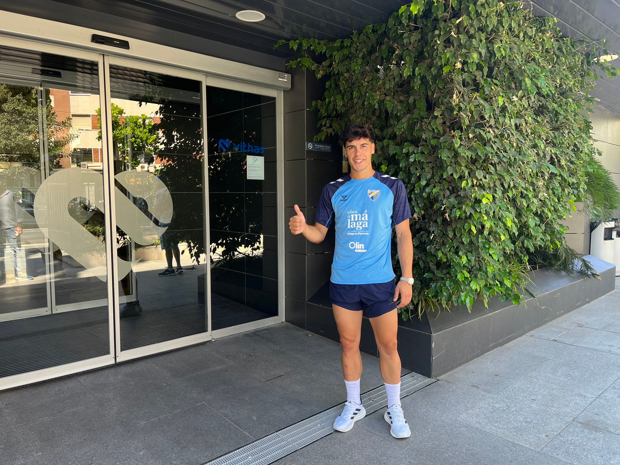 El delantero Julen Lobete, preparado para volver a la convocatoria en el partido contra el Granada