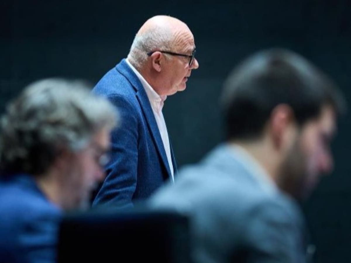 Vox se desmarca de una declaración por el 8M: "Iluminar de morado el Parlamento de Navarra no protege a una mujer"