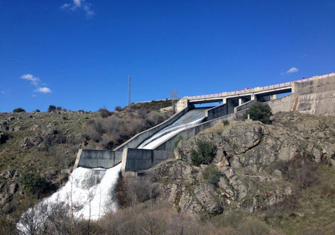Imágen del embalse Ponton Alto