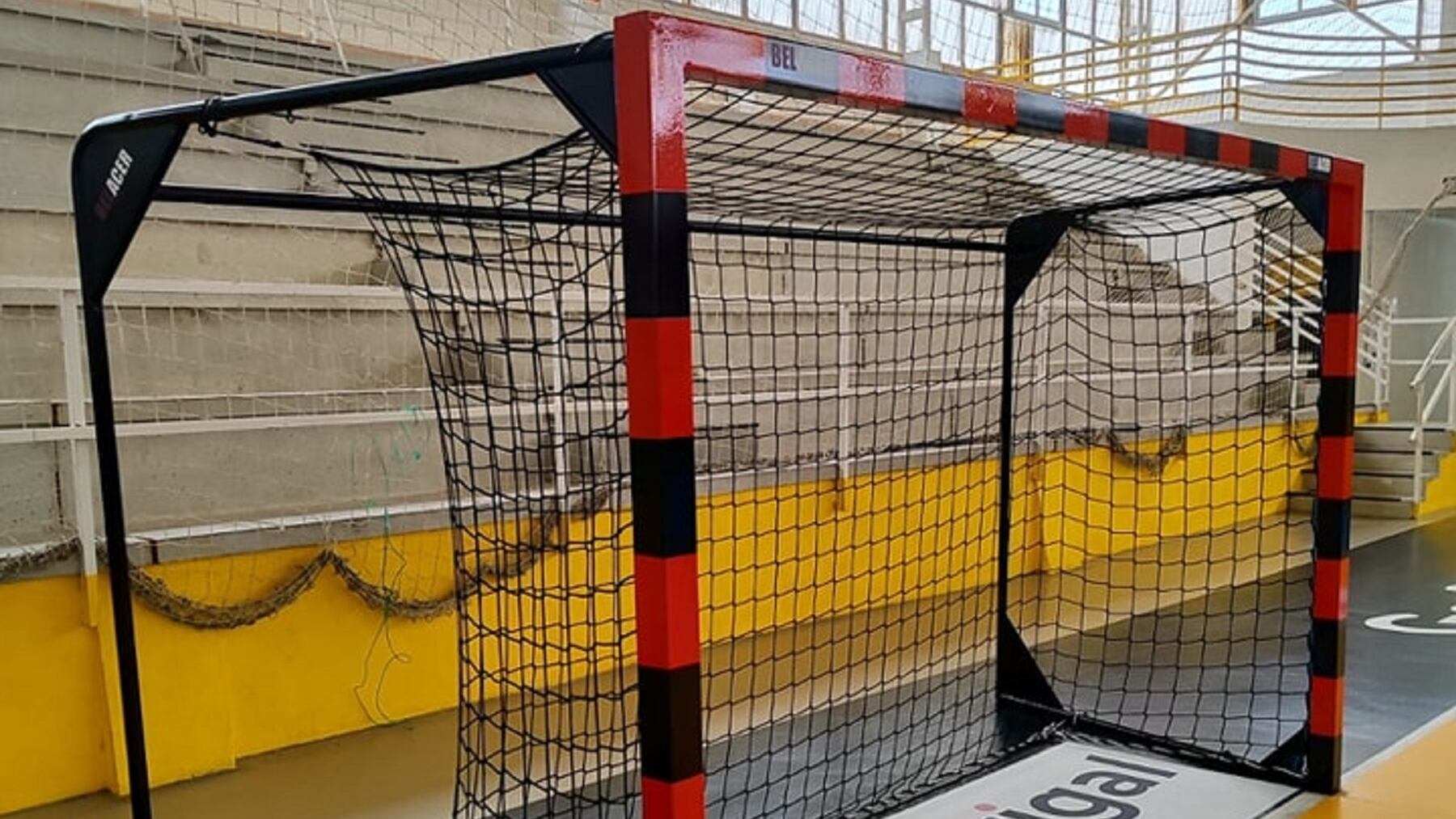 Estreno de porterías en el Rafael Tapia